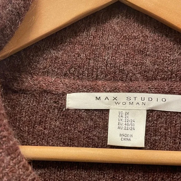 Women's Burgundy Sweater - Picture 2 of 7